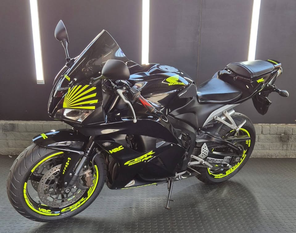 2009 Honda CBR600RR - 46 000KM - Private Seller