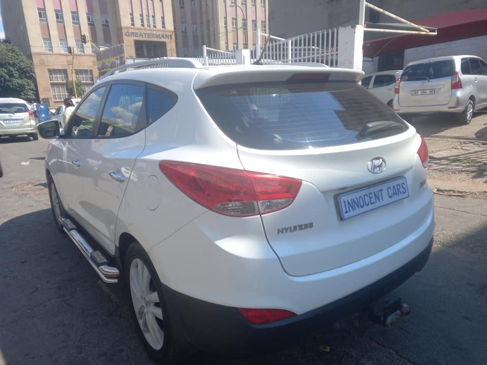 2012 HYUNDAI ix35 2.0 PETROL, MANUAL TRANSMISSION, WHITE COLOUR, MILEAGE 89000KM