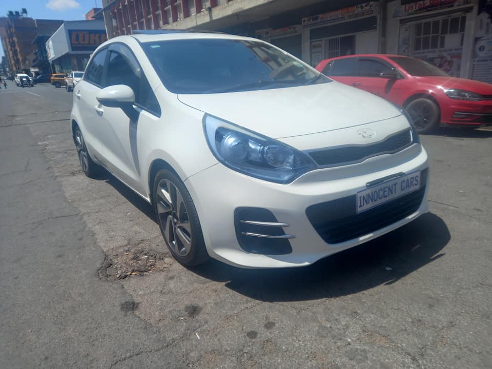 2015 KIA RIO 1.4 TEC PETROL, MANUAL TRANSMISSION, WHITE COLOUR, MILEAGE 76000KM
