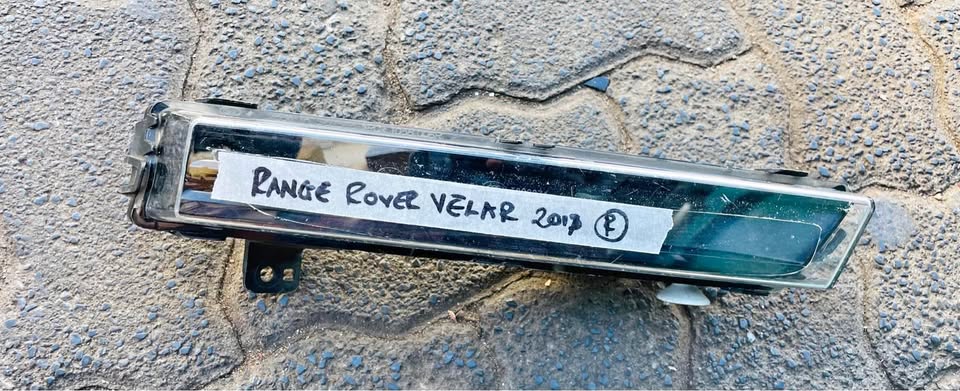 Range Rover Velar fog light 2018 - Private Seller Range Rover Velar fog light 2018 - Private Seller