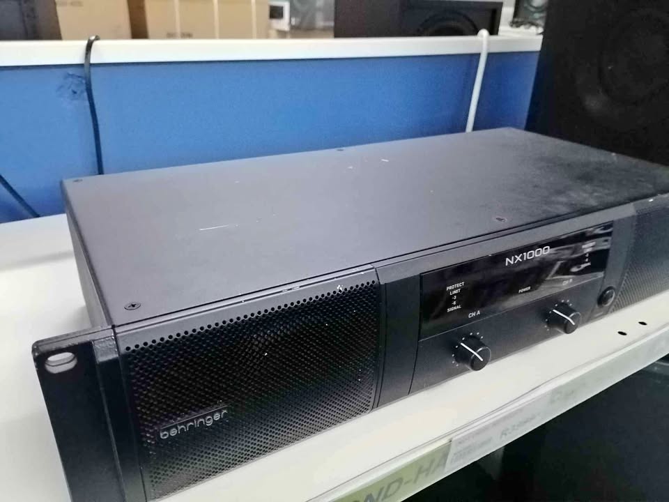 BEHRINGER NX1000 PA AMPLIFIER
