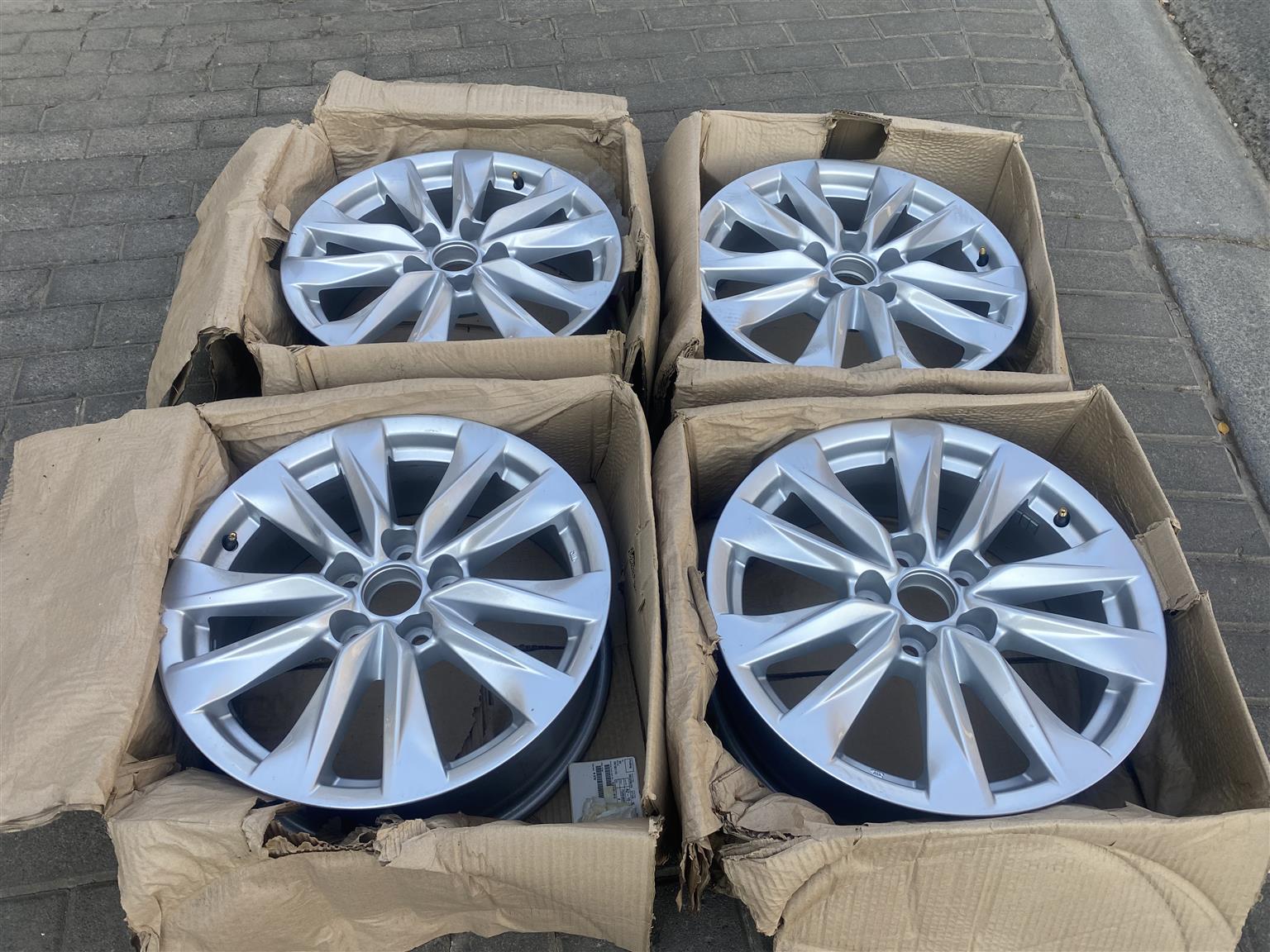 2025 TOYOTA COROLLA CROSS 17” MAG RIMS FOR SALE. BRAND NEW - Private Seller 2025 TOYOTA COROLLA CROSS 17” MAG RIMS FOR SALE. BRAND NEW - Private Seller