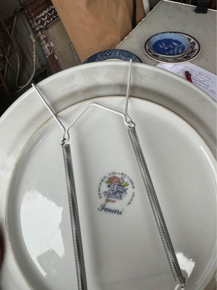 Amari plates various
