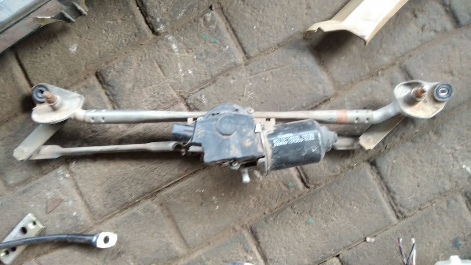 TOYOTA COROLLA RUN-X WIPER MECHANISM FOR SALE - Private Seller TOYOTA COROLLA RUN-X WIPER MECHANISM FOR SALE - Private Seller