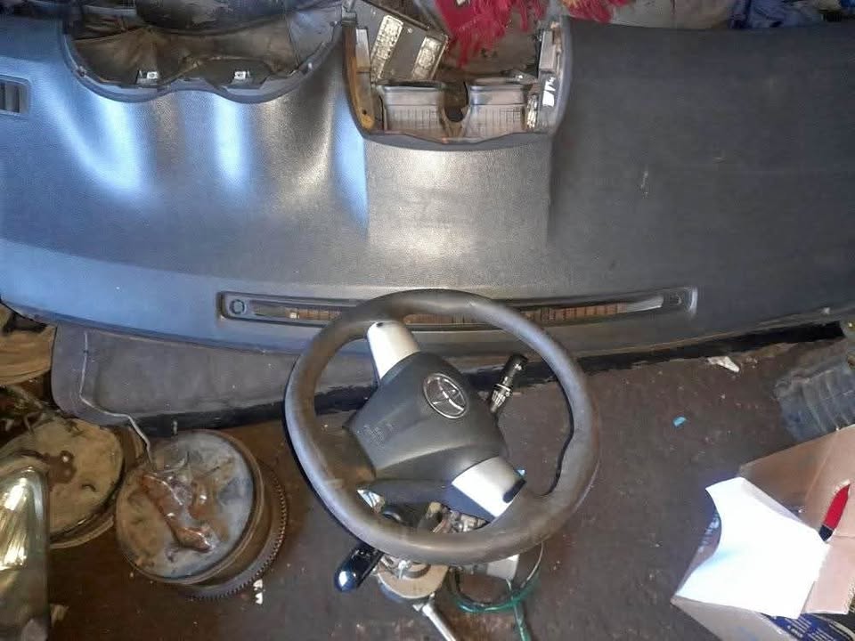 TOYOTA COROLLA QUEST AIRBAG AND DASHBOARD - Private Seller TOYOTA COROLLA QUEST AIRBAG AND DASHBOARD - Private Seller