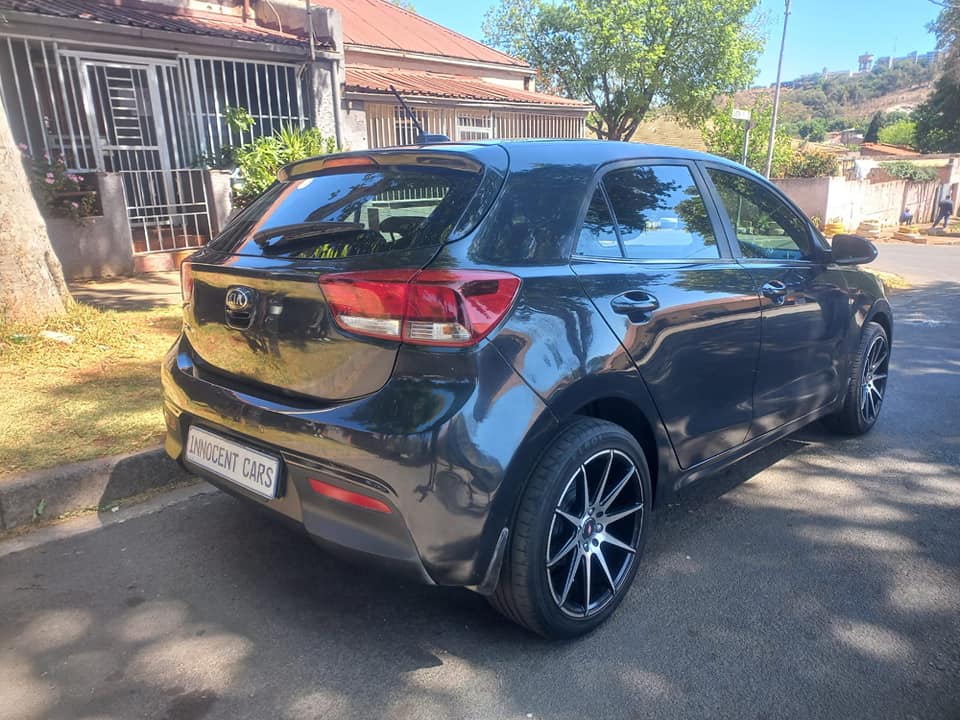 2019 KIA RIO TEC HATCHBACK 1.4 PETROL, MANUAL, GREY COLOR, MILEAGE 75000KMS