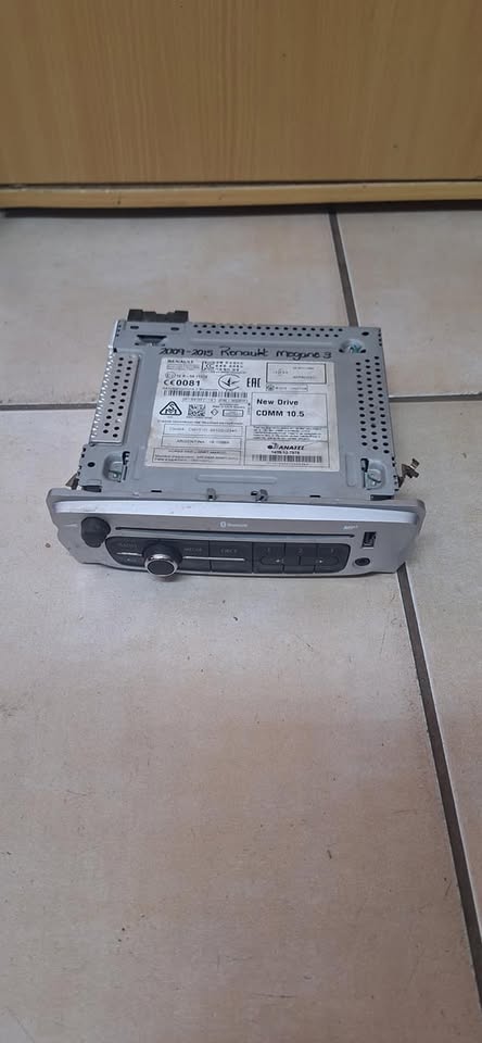 2009 - 2015 Renault Megane 3 radio available - Private Seller 2009 - 2015 Renault Megane 3 radio available - Private Seller
