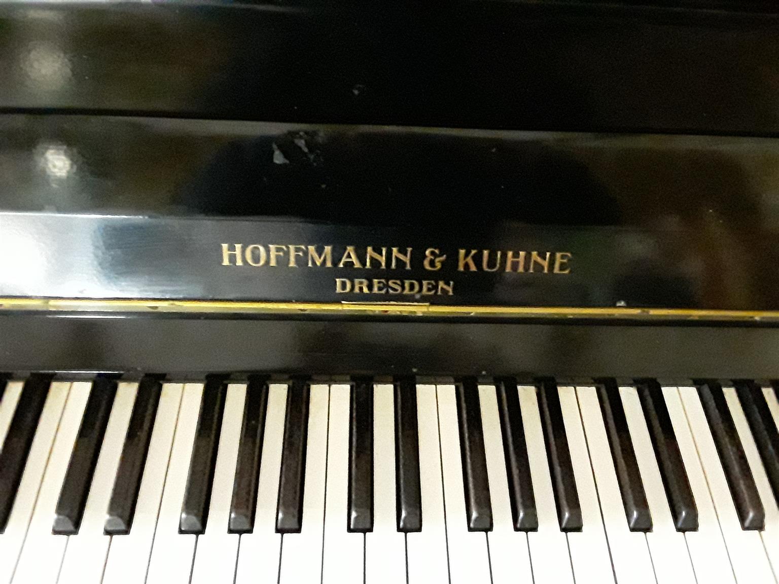 Piano Hoffmann & Kuhne Dresden. Unique. Ebony Polished. Very old. Manufactured before 29 April 1945