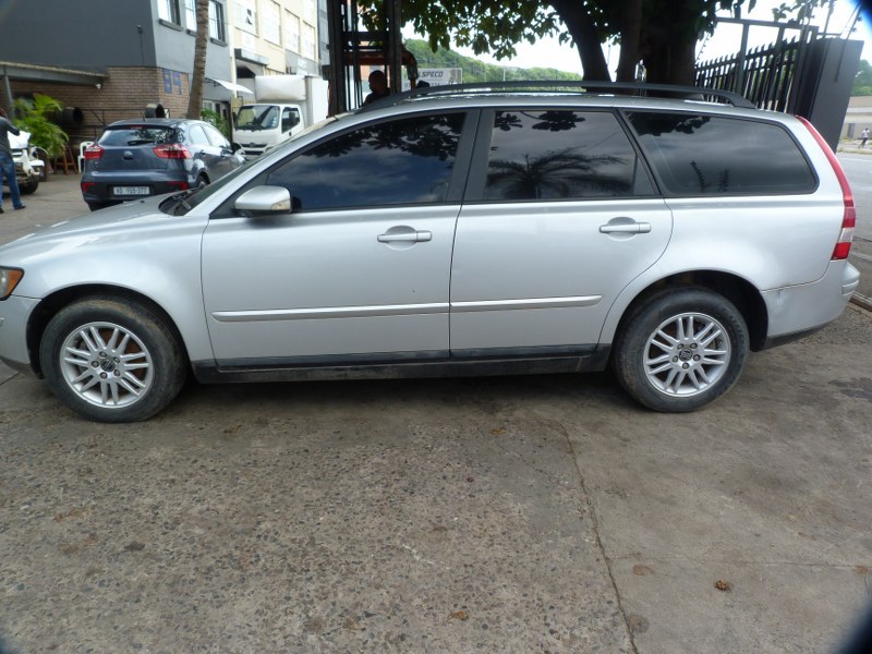 Volvo V50 1.8 Manual Silver - 2006 STRIPPING FOR SPARES - Private Seller Volvo V50 1.8 Manual Silver - 2006 STRIPPING FOR SPARES - Private Seller