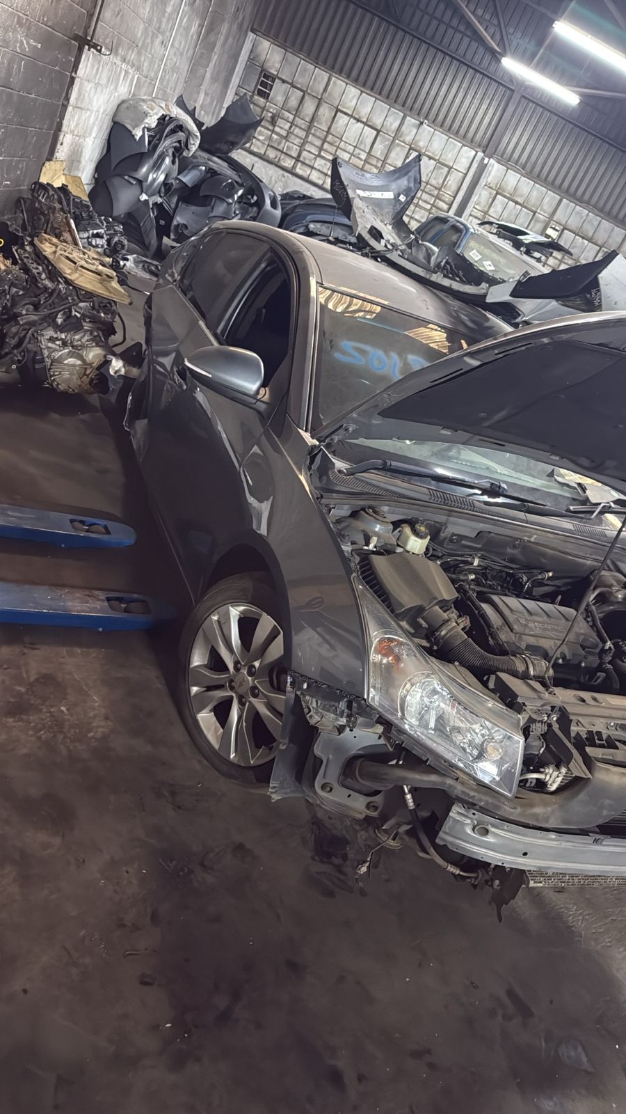 Cheveolet Cruze hatch 2014 manual stripping for parts - Private Seller