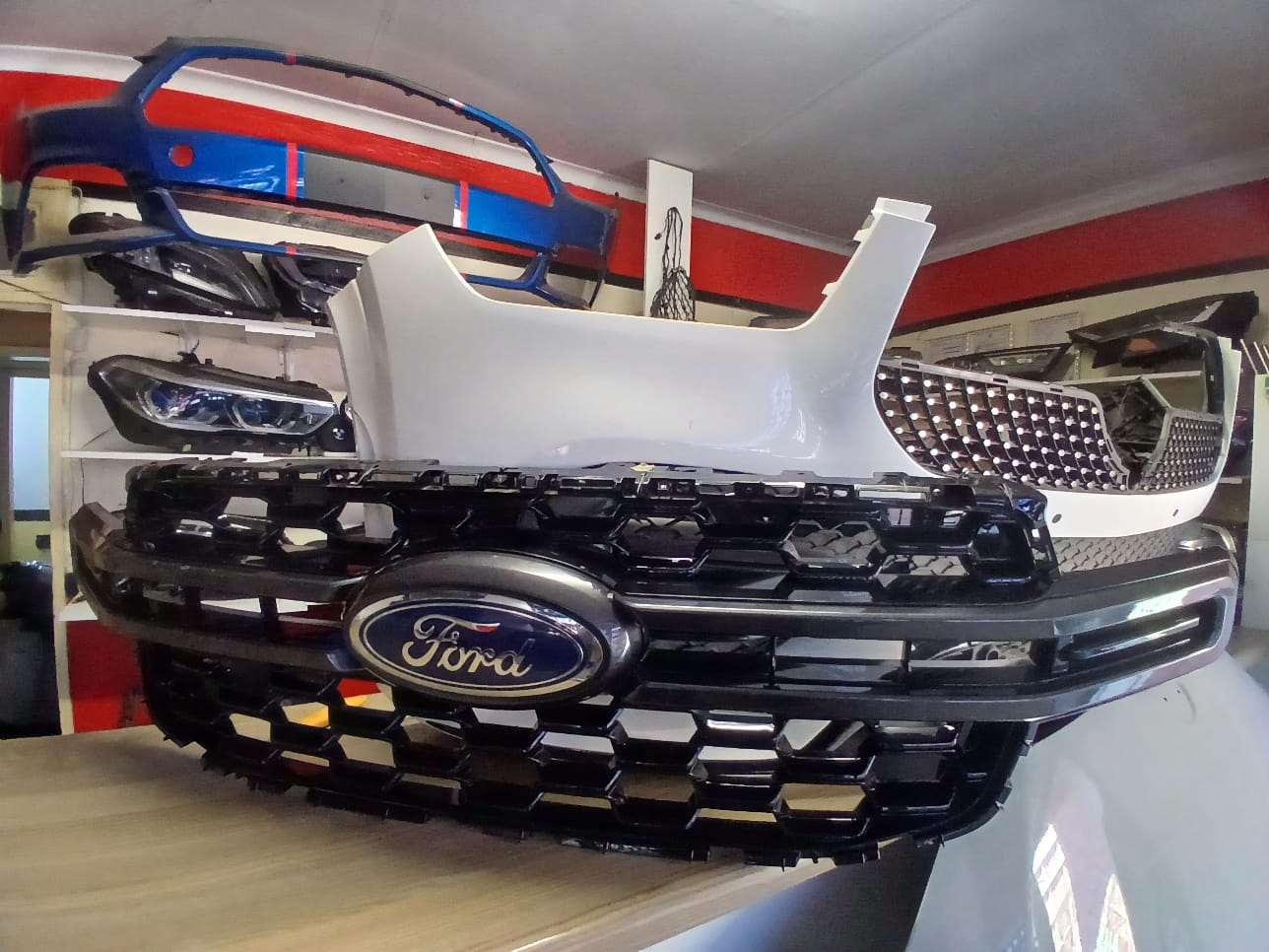 2023 FORD RANGER NEXT GEN T9 MAIN GRILL FOR FRONT BUMPER - Private Seller 2023 FORD RANGER NEXT GEN T9 MAIN GRILL FOR FRONT BUMPER - Private Seller
