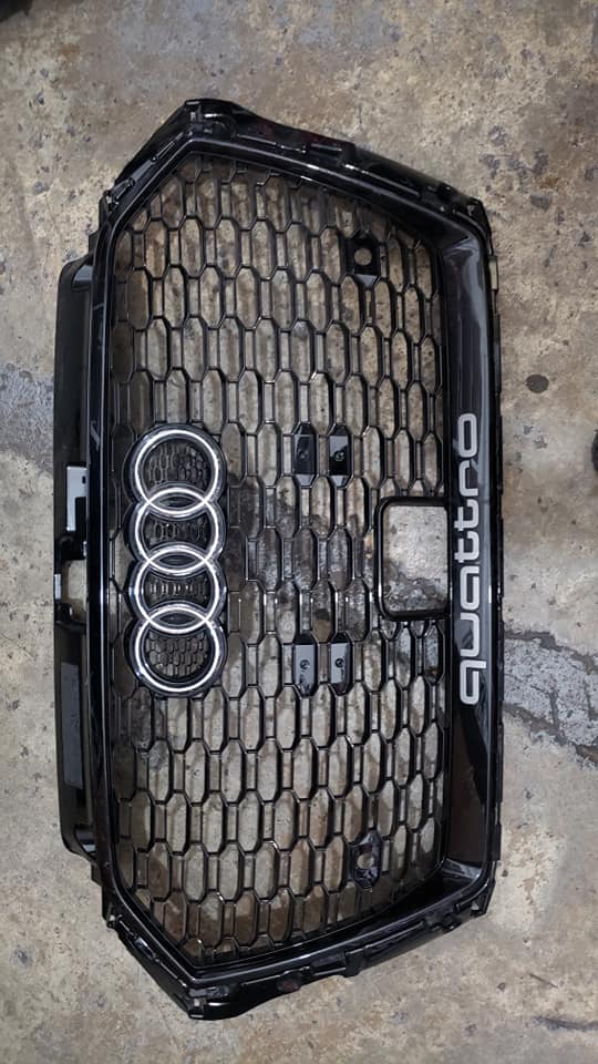 Audi RS 3 Grille - Private Seller