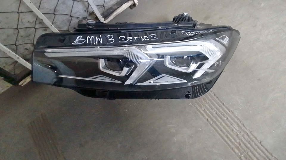 BMW 3series G21 headlight - Private Seller BMW 3series G21 headlight - Private Seller