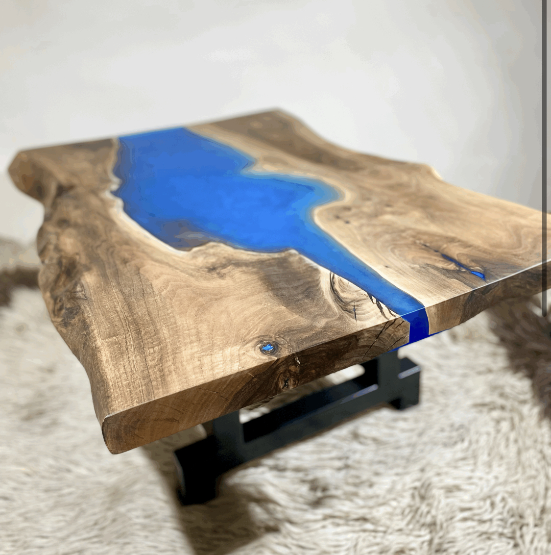 Dark Oceania Deluxe Epoxy Coffee Table Dark Oceania Deluxe Epoxy Coffee Table