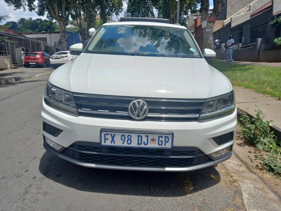 2017 VW TIGUAN 4MOTION 2.0 TSI  PETROL, Automatic, White Color, Mileage