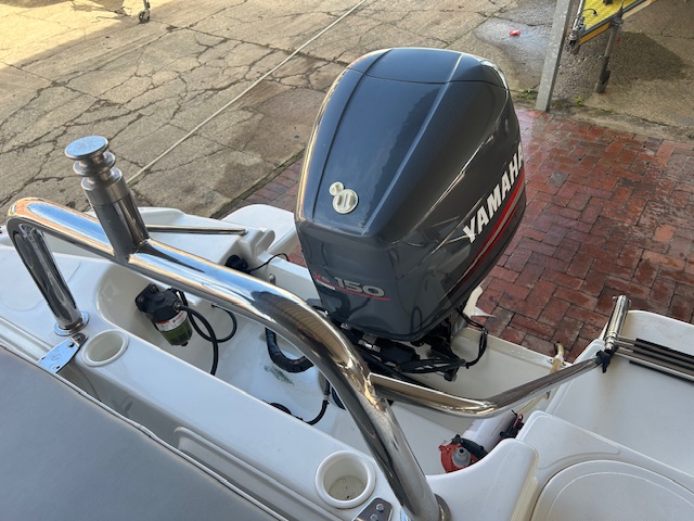 Explorer 19 CC with Yamaha 150hp Motor | Junk Mail Marketplace