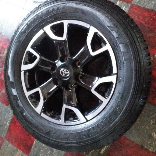 Toyota rim and tyres - Private Seller Toyota rim and tyres - Private Seller