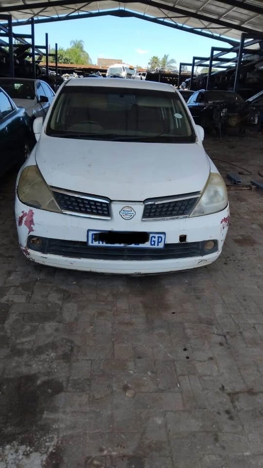 NISSAN TIDA HATCH BACK 1.6 SPARES - Private Seller NISSAN TIDA HATCH BACK 1.6 SPARES - Private Seller