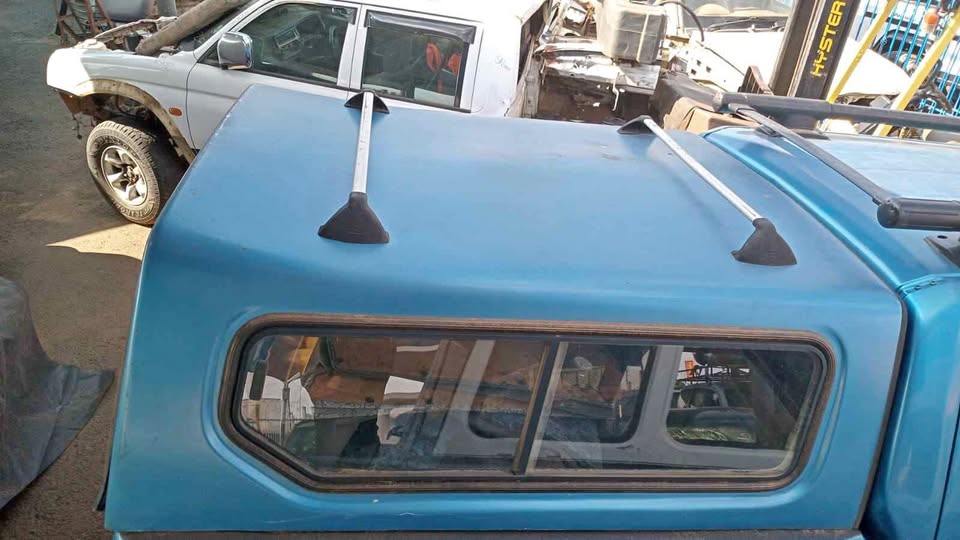 Nissan navara double cap canopy still in good for sale @ circle 7 used parts - Private Seller
