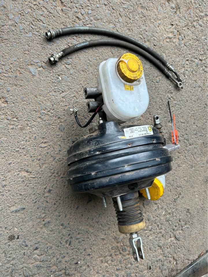 Mahindra Scorpio Brake Booster/Clutch Master & Front Brake Pipes Available @Circle 7 Used Parts - Private Seller