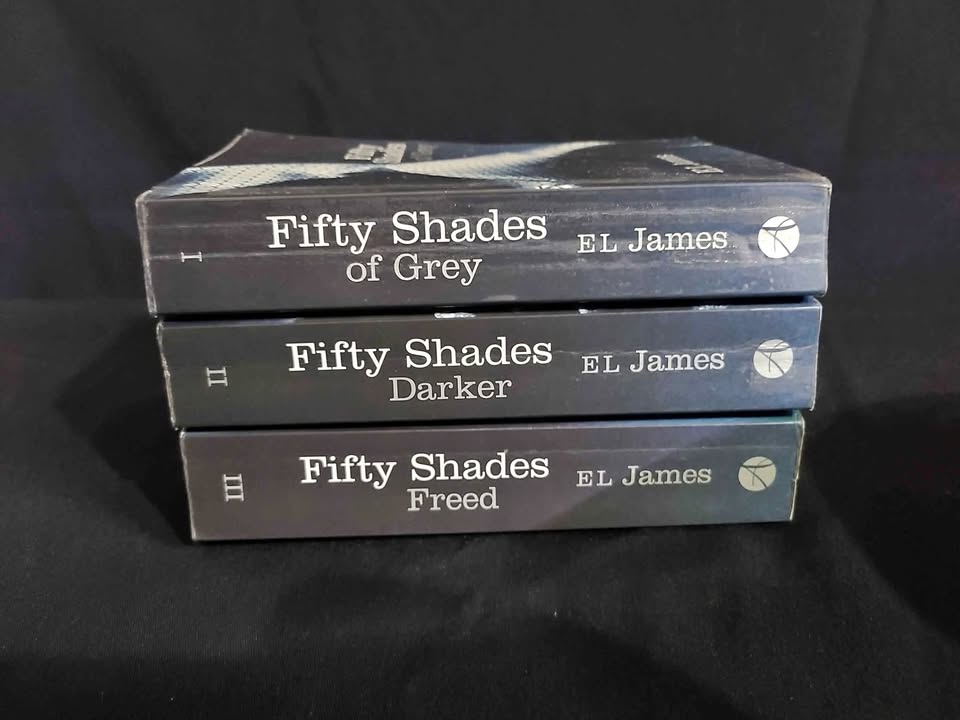 Fifty shades Book set and DVD Fifty shades Book set and DVD
