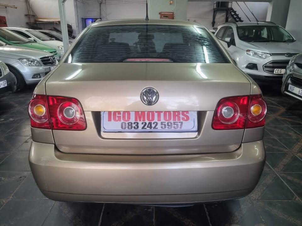 2018 VW Polo Vivo Sedan 1.4 Automatic 79000km R98500 Mechanically Perfect with Clothes Seat interior