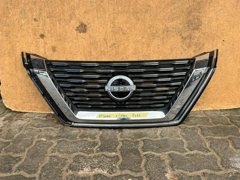 2025 Nissan X-Traill Grill - Private Seller 2025 Nissan X-Traill Grill - Private Seller