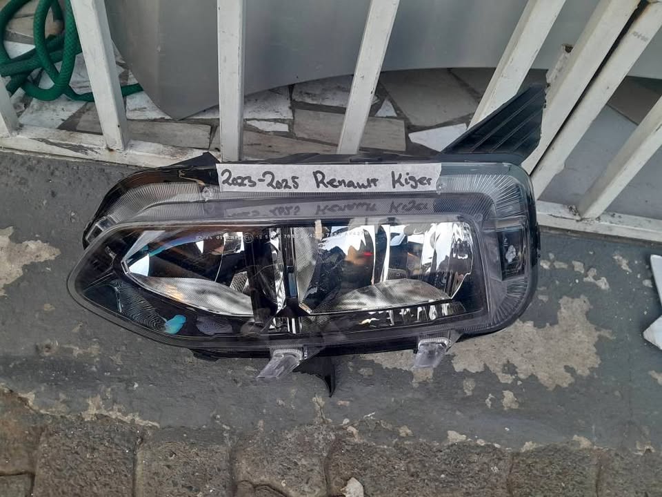 2021-2025 RENULT KIGER BOTTOM HEADLIGHT FOR SALE