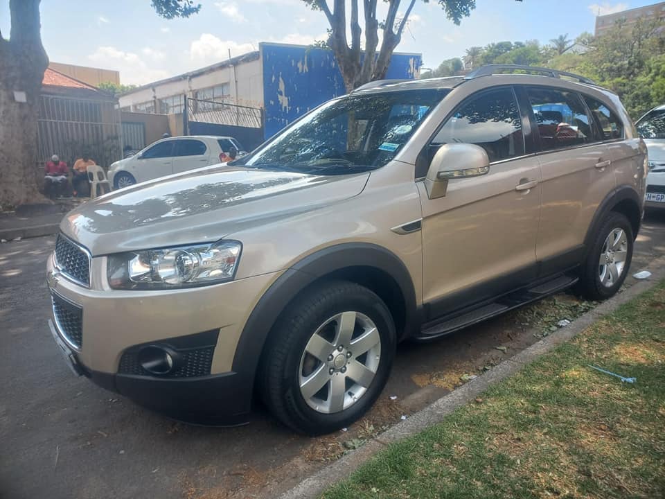 2012 CHEVROLET CAPTIVA 2.4 PETROL, AUTOMATIC, GOLD COLOR