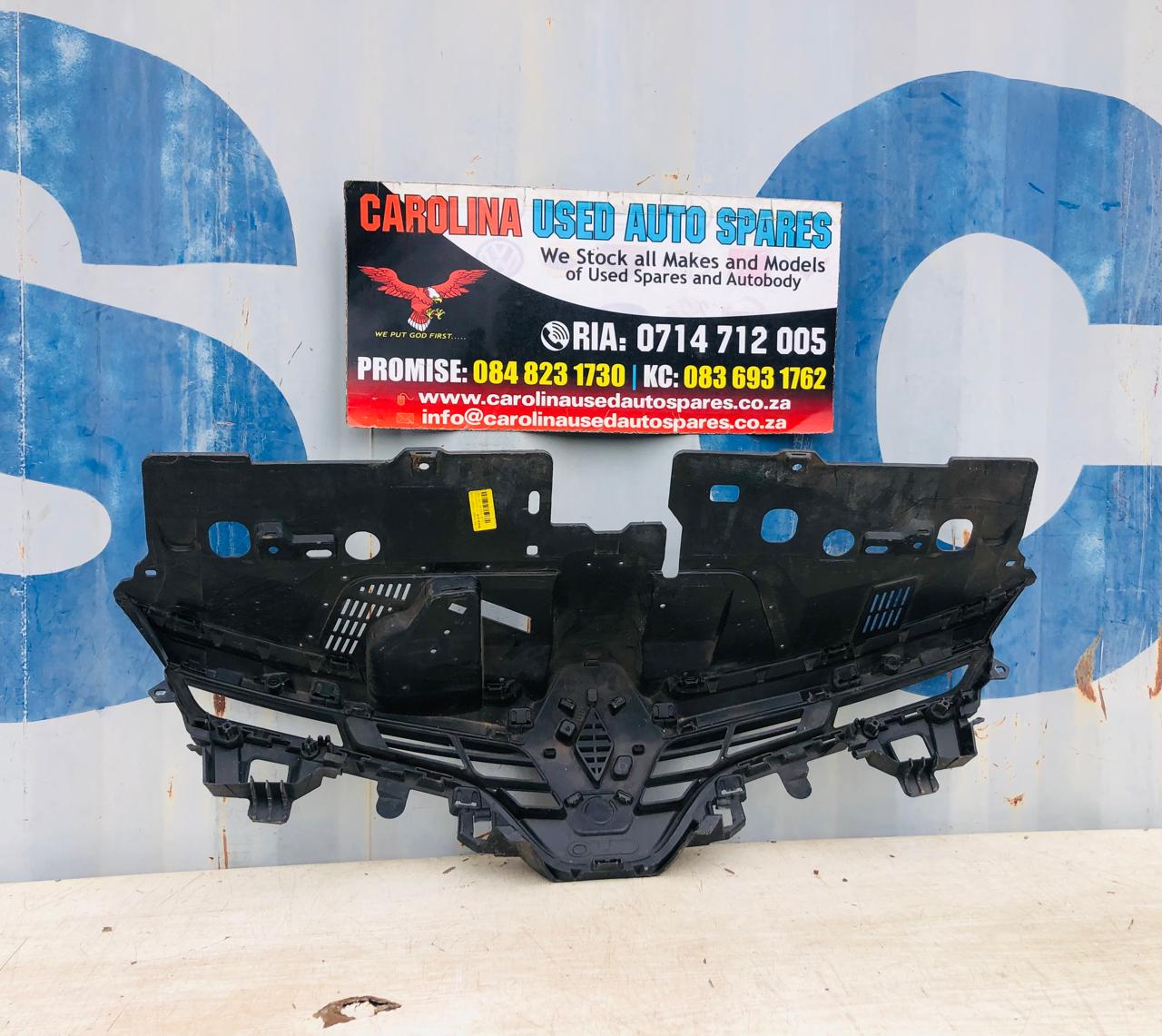 Renault Clio 4 radiator grill (2013-2019) - Private Seller Renault Clio 4 radiator grill (2013-2019) - Private Seller