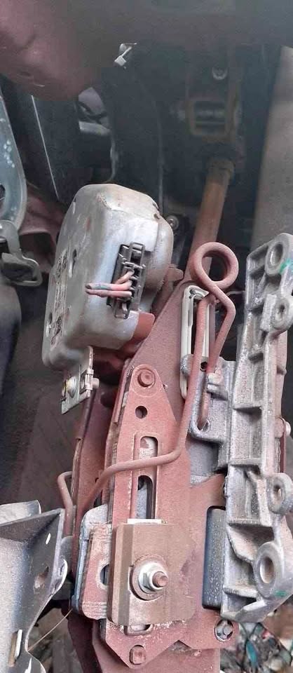 Audi Q7 Steering Column - Private Seller Audi Q7 Steering Column - Private Seller