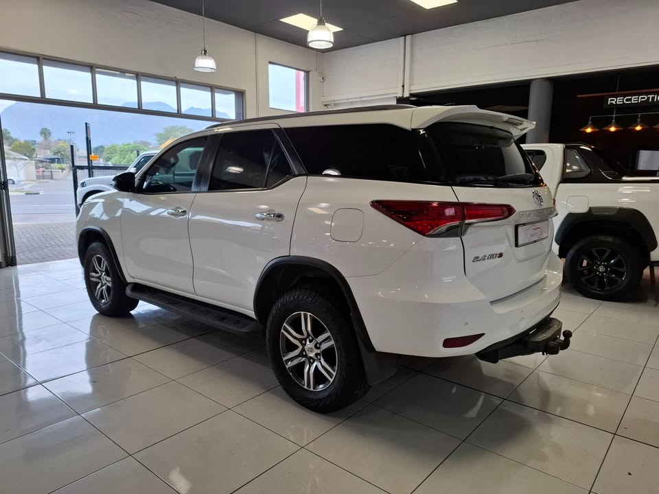 2021 Toyota Fortuner 2.4GD-6 R/B Auto