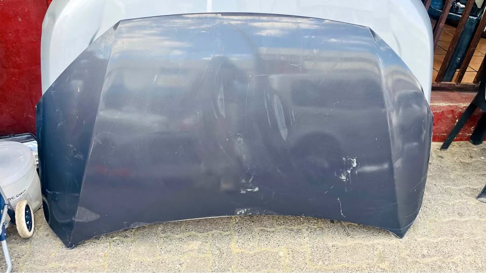 Toyota Urban Cruiser bonnet - Private Seller Toyota Urban Cruiser bonnet - Private Seller