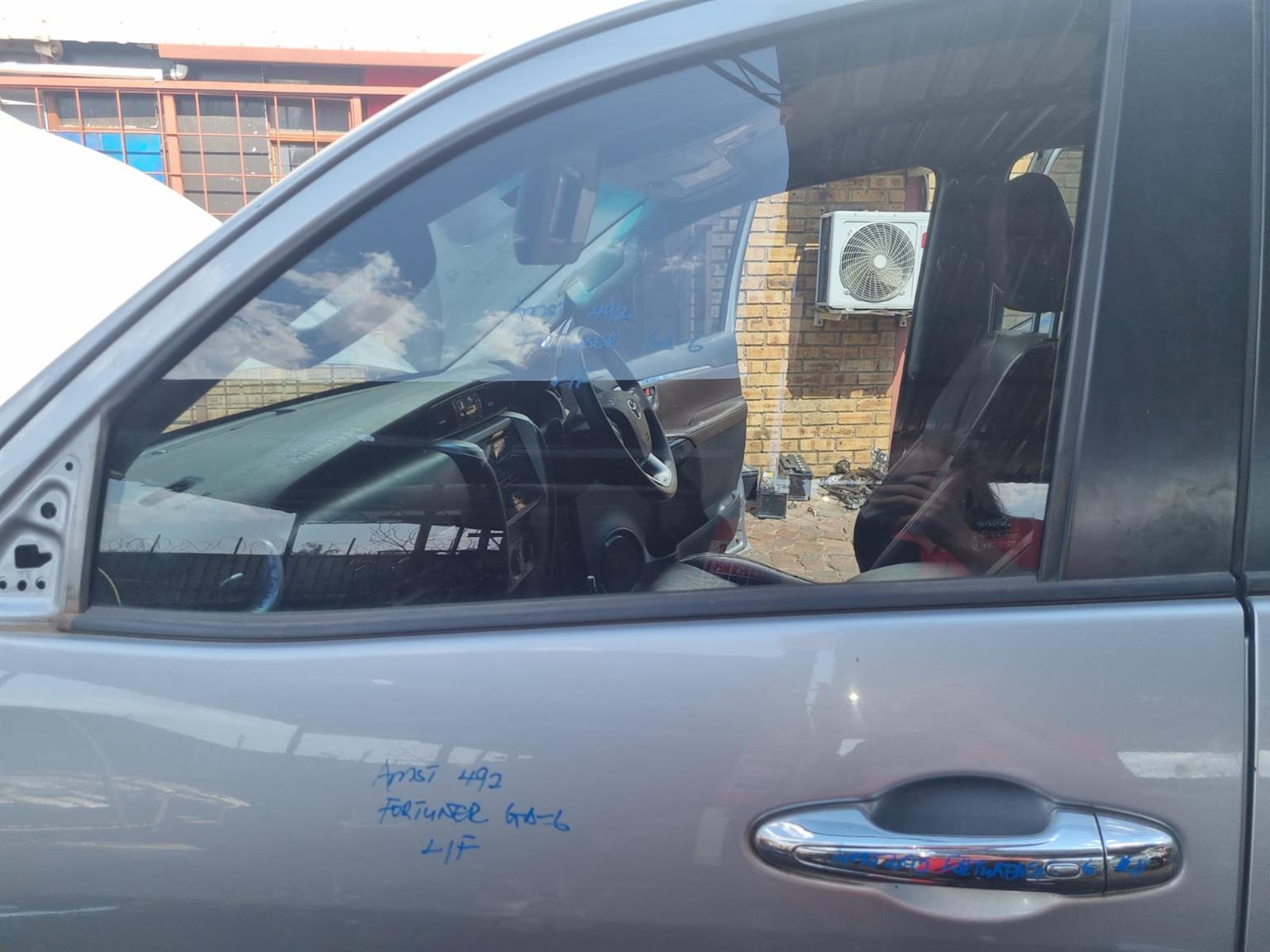Toyota Fortuner Door Windows - Private Seller
