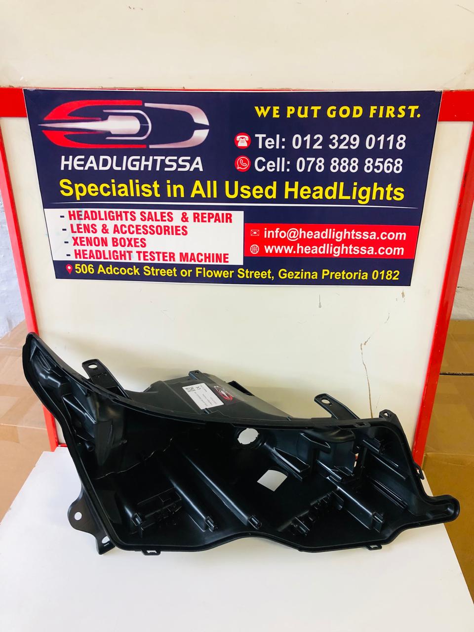 Range Rover Sport right side headlight replacement housing - Private Seller Range Rover Sport right side headlight replacement housing - Private Seller
