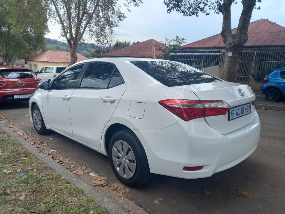 2020 Toyota Corolla Prestige 1.8 Petrol, Manual, White, 75000kms. Spare Key