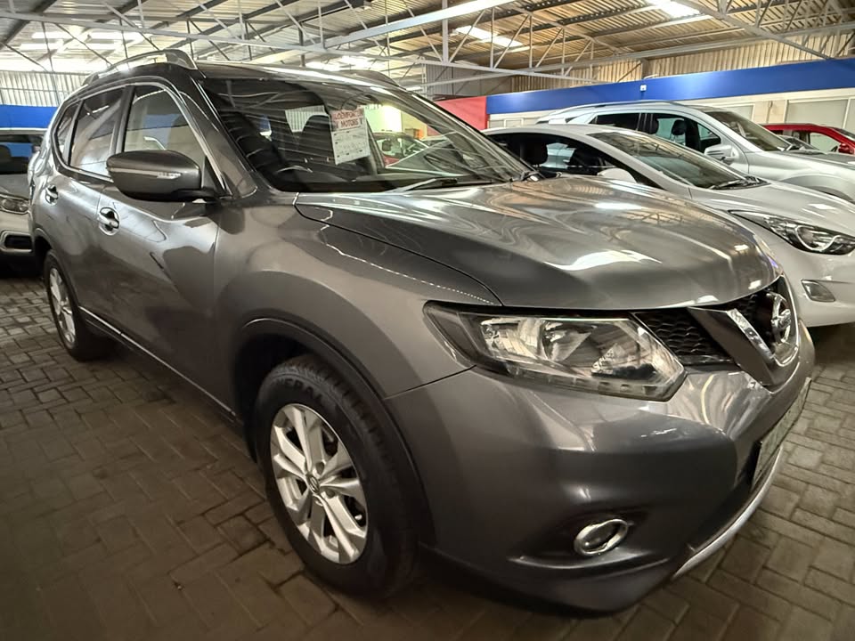 2017 Nissan X-Trail 2.5i SE 4x4 CVT (T32) great condition-spacious family suv