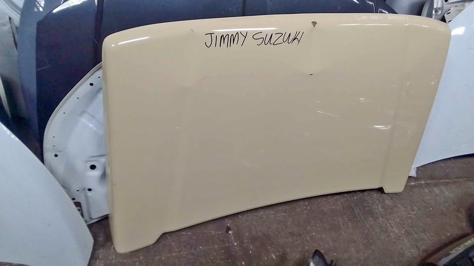 Suzuki Jimmy bonnet - Private Seller Suzuki Jimmy bonnet - Private Seller