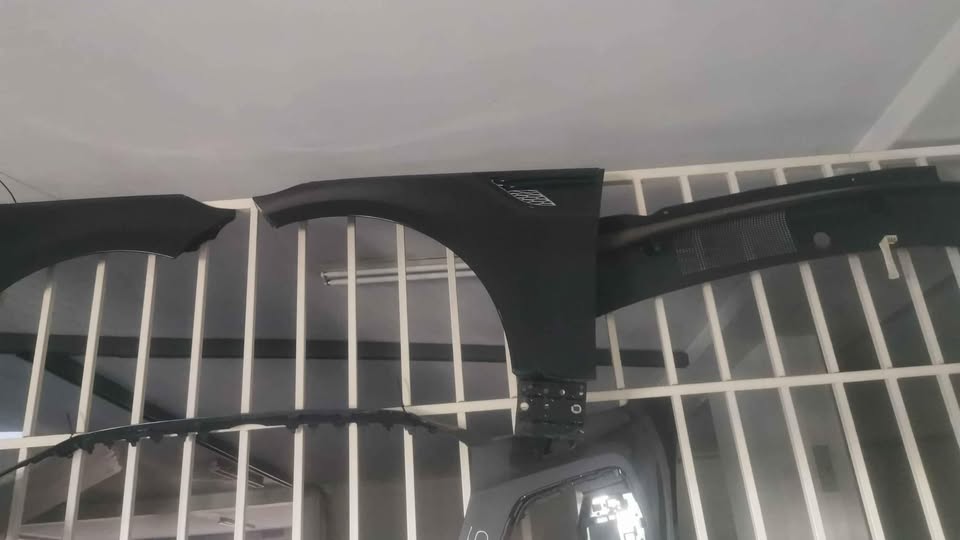 Range Rover sport 2019 fenders - Private Seller Range Rover sport 2019 fenders - Private Seller