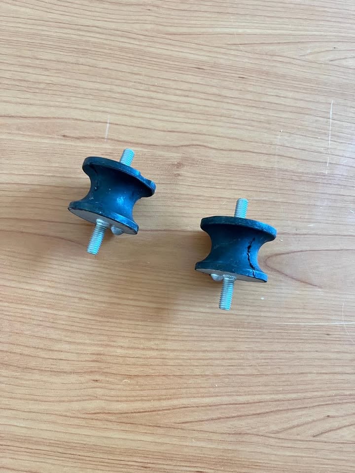 Brand New BMW E46 gearbox mountings - Private Seller