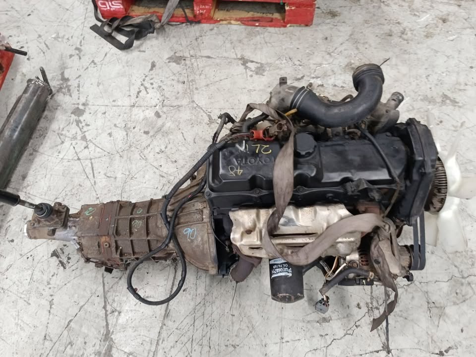 TOYOTA HILUX 2L ENGINES FOR SALE - Private Seller TOYOTA HILUX 2L ENGINES FOR SALE - Private Seller