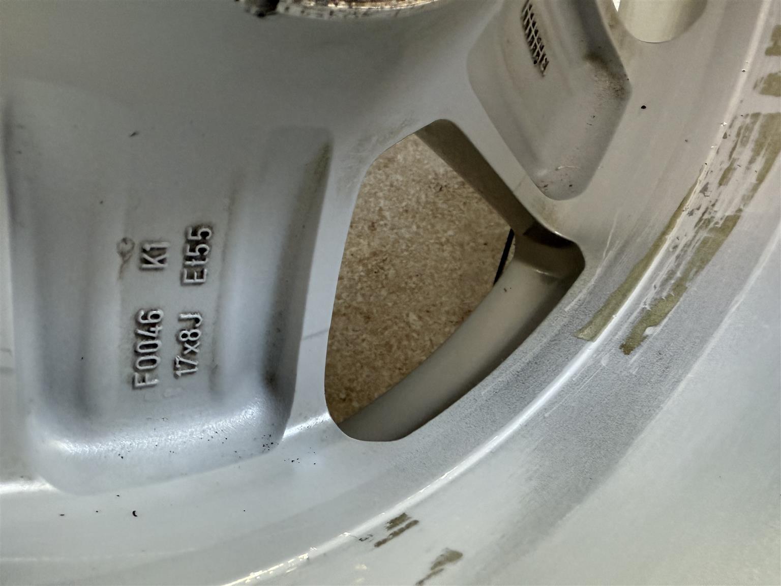 Ford ranger 17inch rim - Private Seller