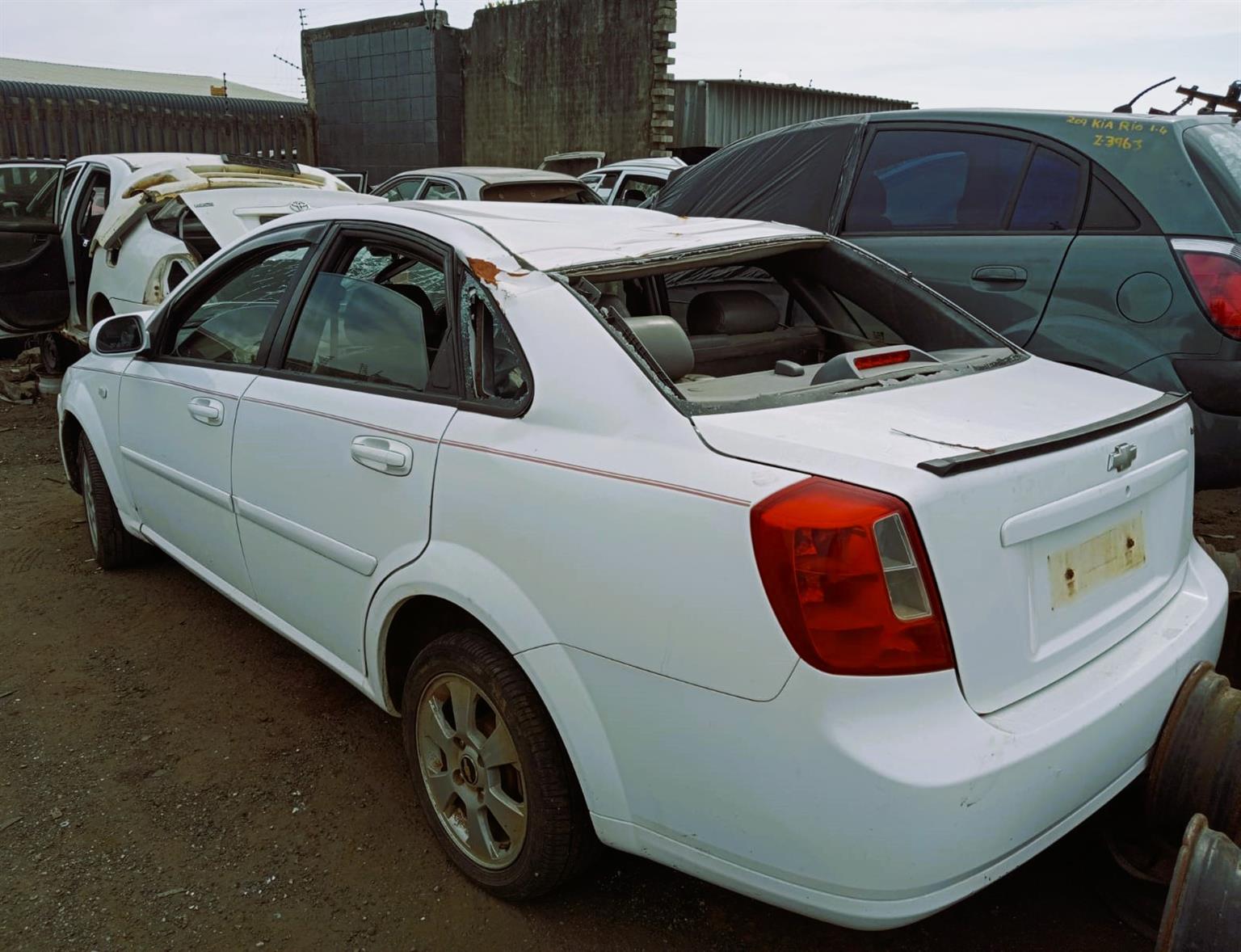 2009 Chev Optra 1.8 - Stripping for Spares