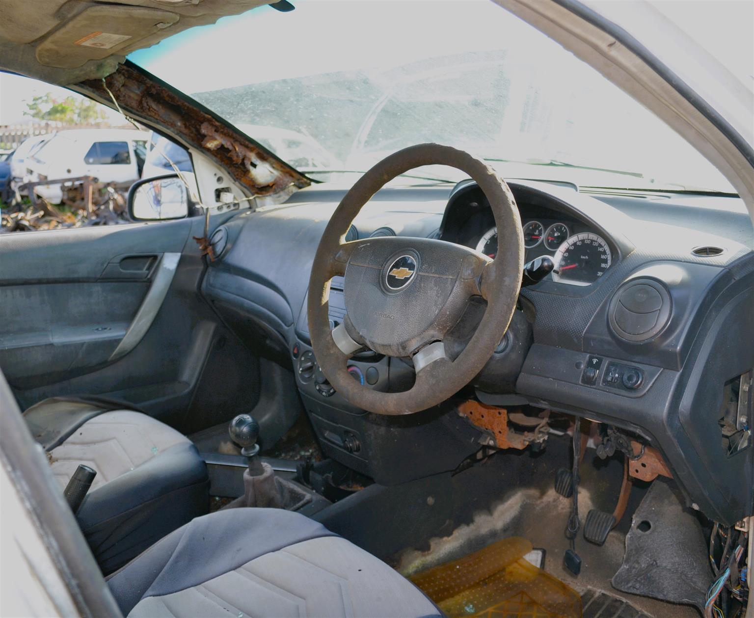 Chev Aveo 1.6 - Stripping for Spares