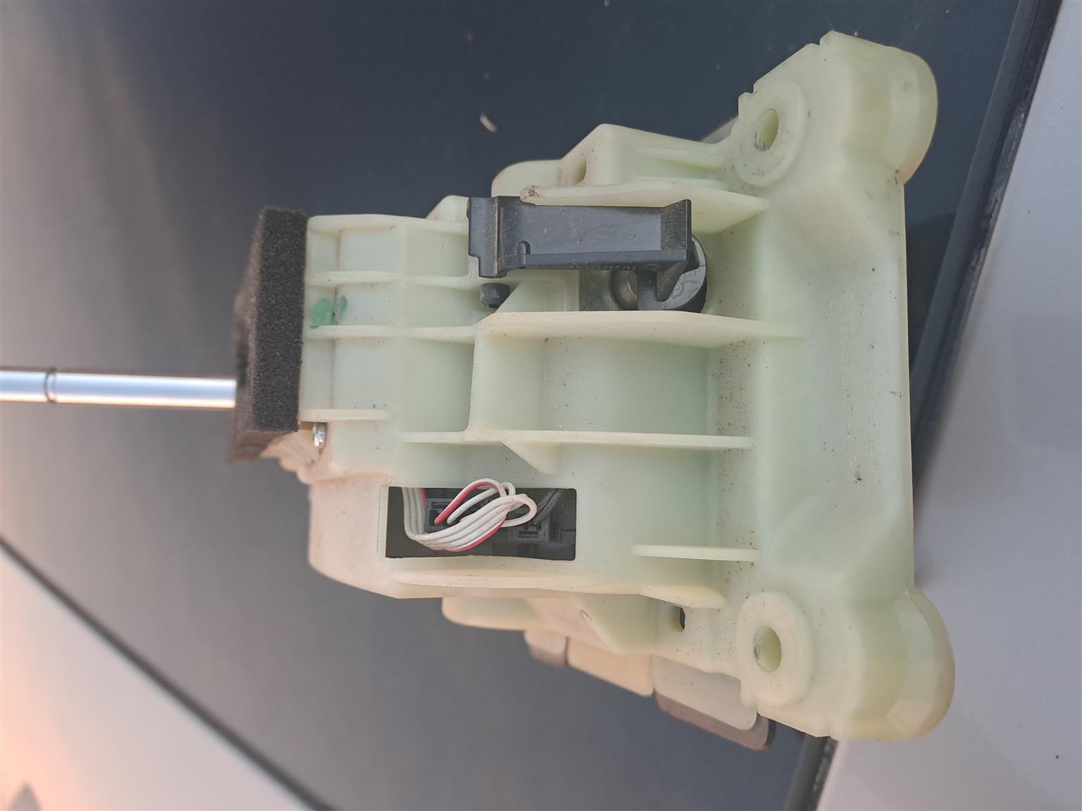 E-Class W211 gear selector for Facelift - Private Seller