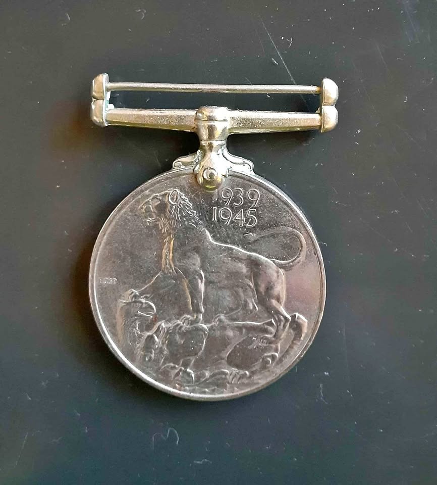 Great Britain KGVI WWII Service Medal Great Britain KGVI WWII Service Medal