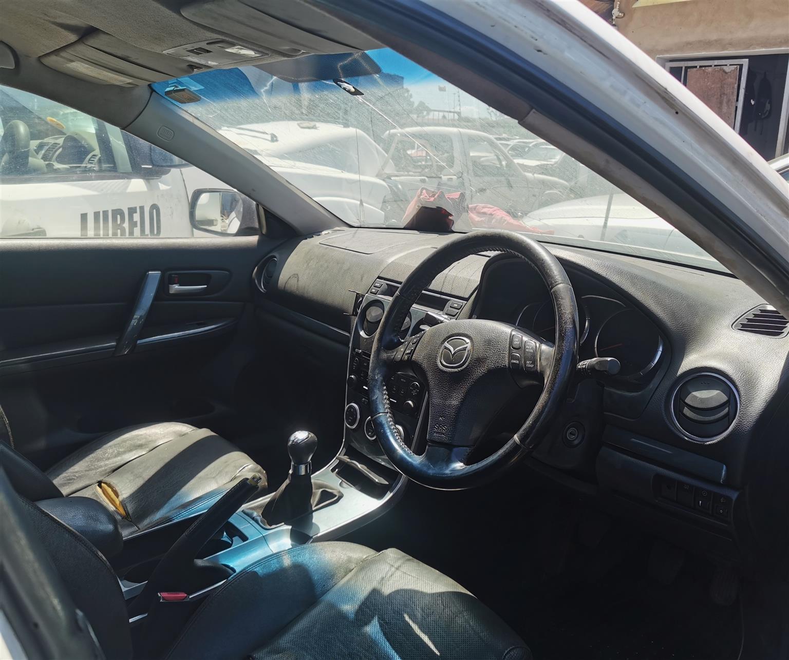 2002 Mazda 6 2.3 - Stripping for spares
