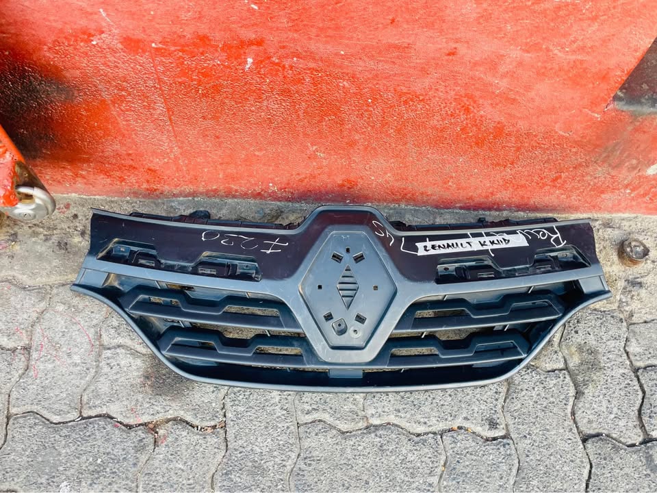 Renault Kwid Grille - Private Seller