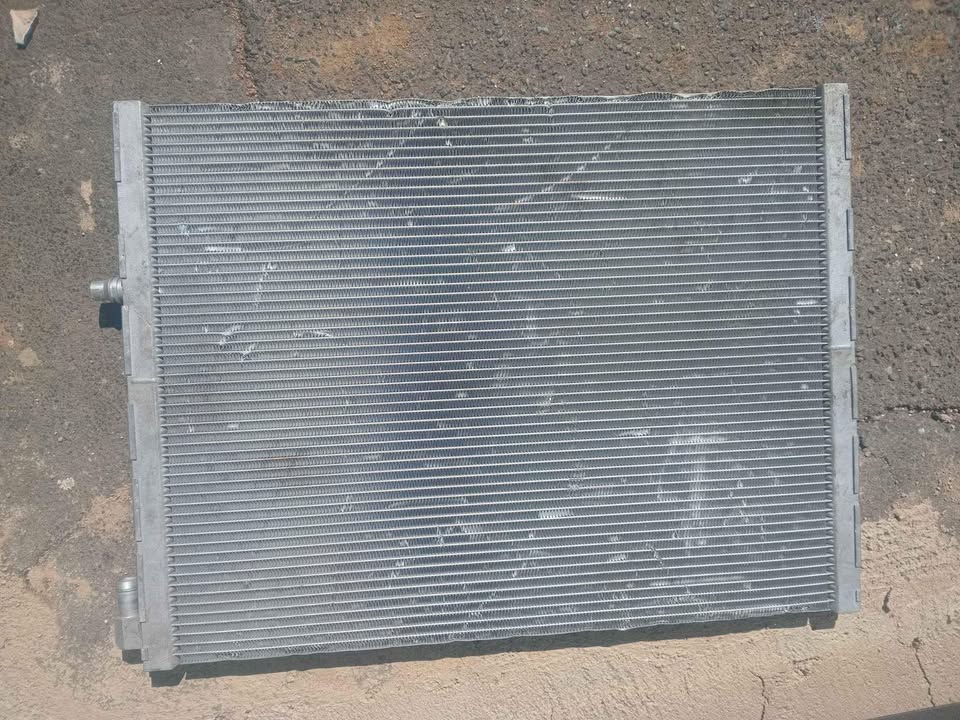 Bmw  x5  f15  f16 f85 f70 E71  m6 f86 ac condenser - Private Seller