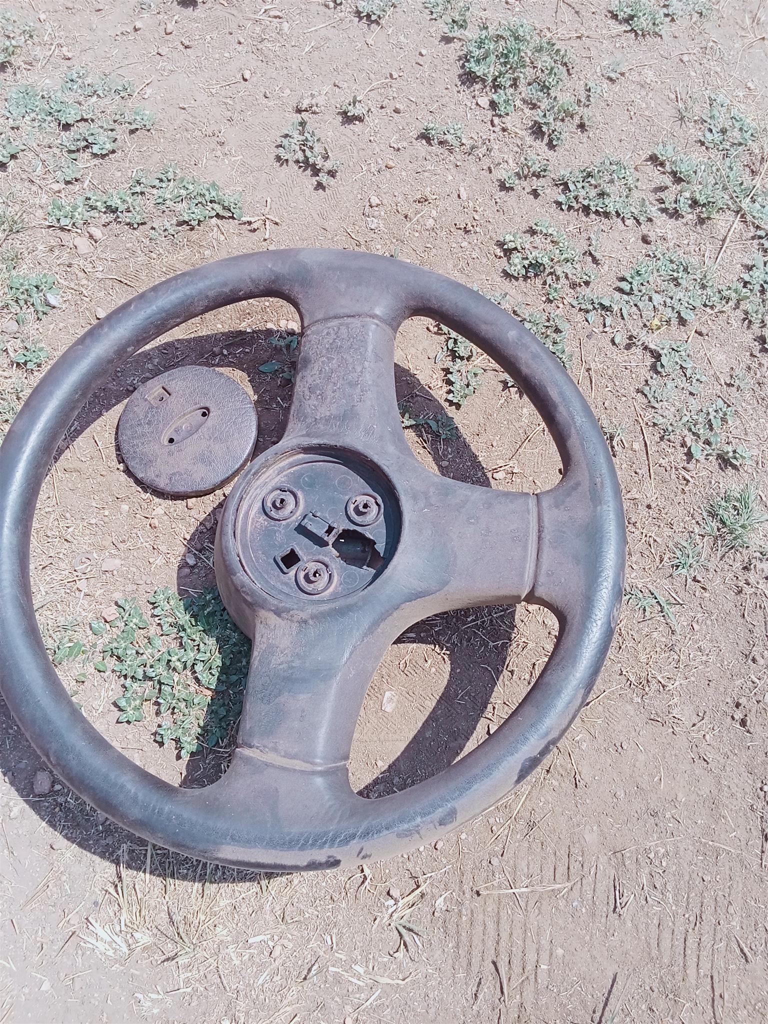 Ford sapphire steering wheel - Private Seller Ford sapphire steering wheel - Private Seller